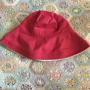 DO EVERYTHING IN LOVE Red Cotton Canvas Large Brim Bucket Hat M